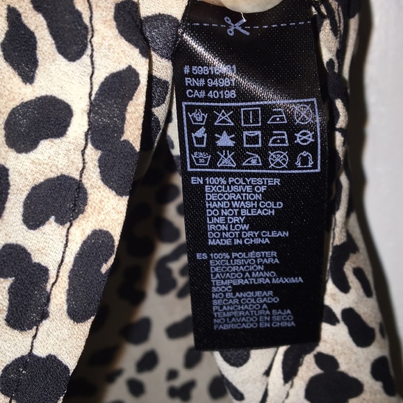 Forever 21 sleeveless sheer blouse - Picture 4 of 4